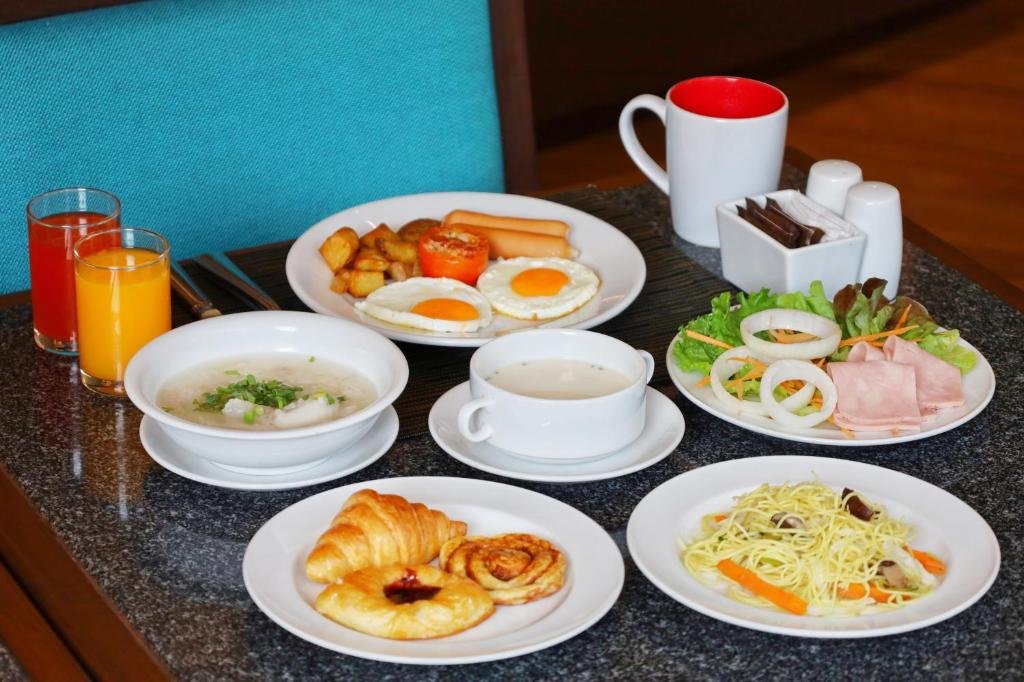 Century Park image 5