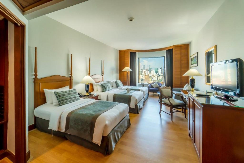 Century Park image 1